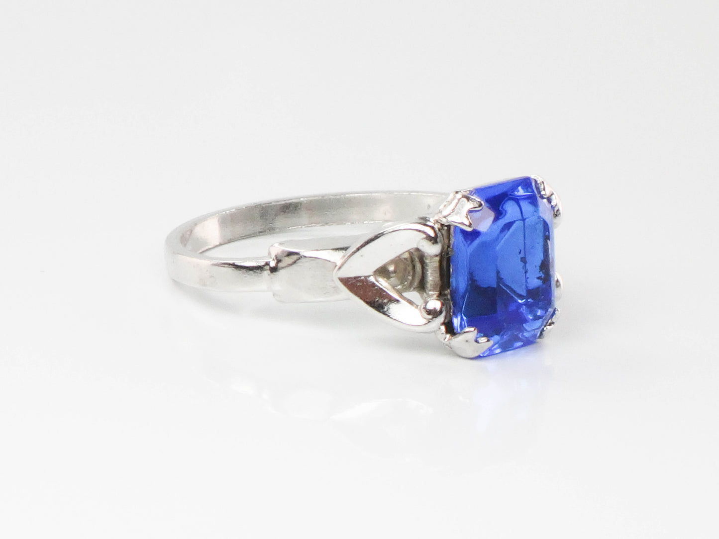Vintage Silver Tone Blue Stone Ring, Costume Ring, Imitation Sapphire Ring, Uncas Manufacturing Co Adjustable Size Ring