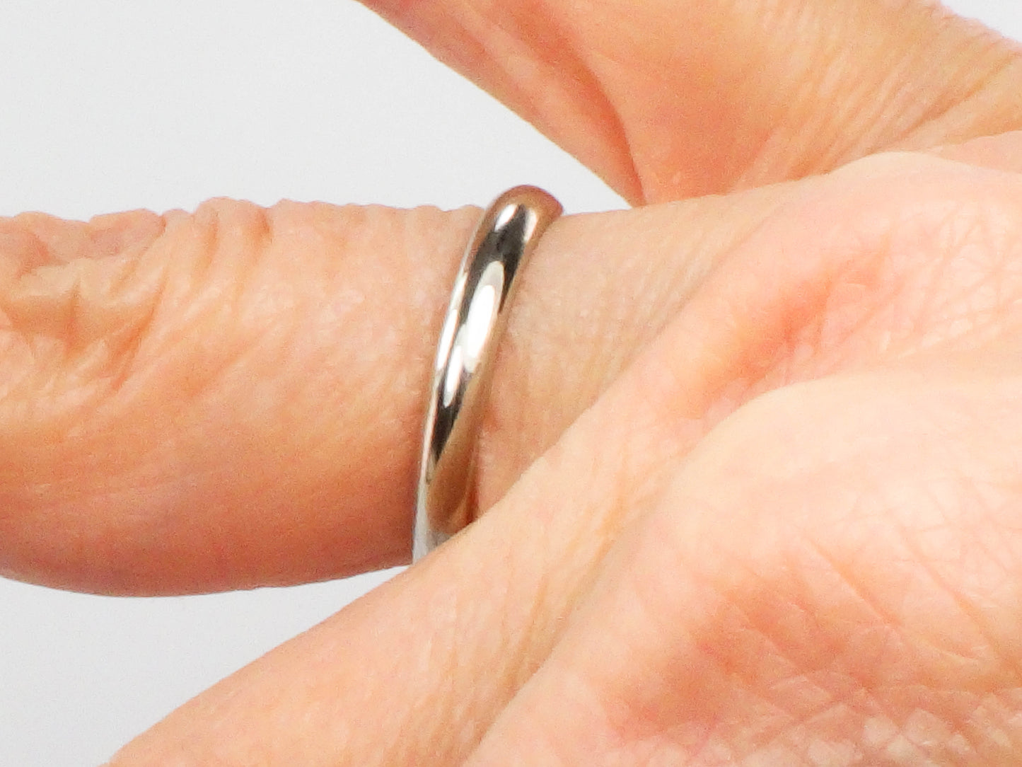 Vintage Plain 14k White Gold Wedding Band 2.7 MM Size 5 Stacking Ring