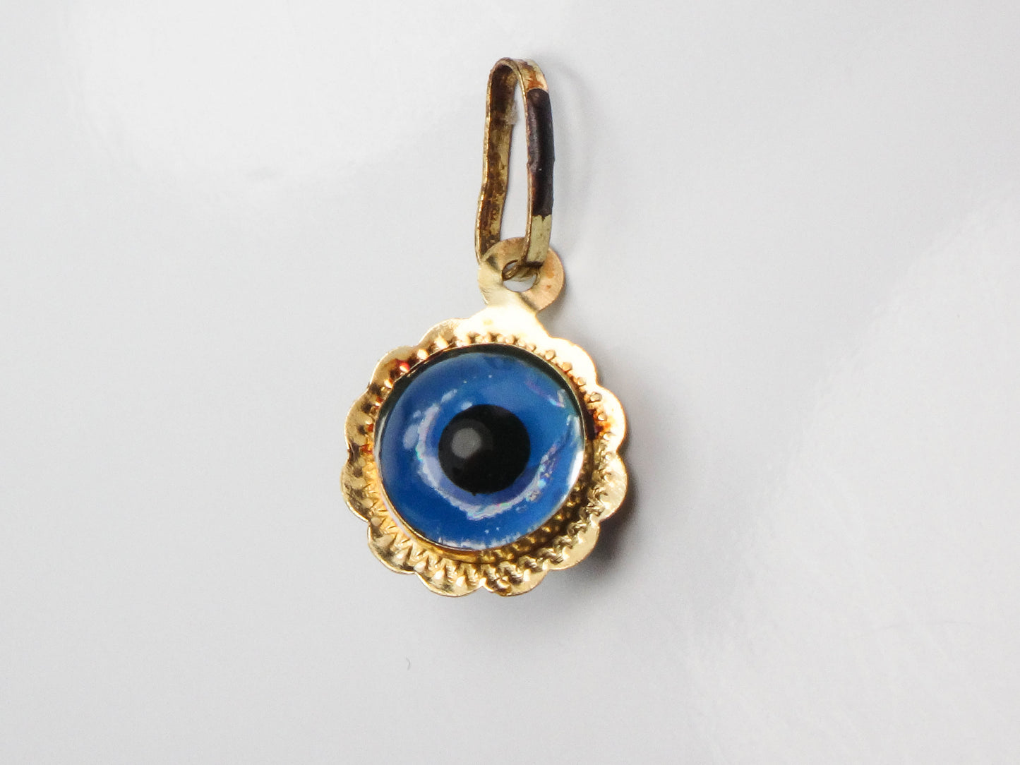 Vintage Petite 14k Yellow Gold  Eye Pendant Charm 8 MM