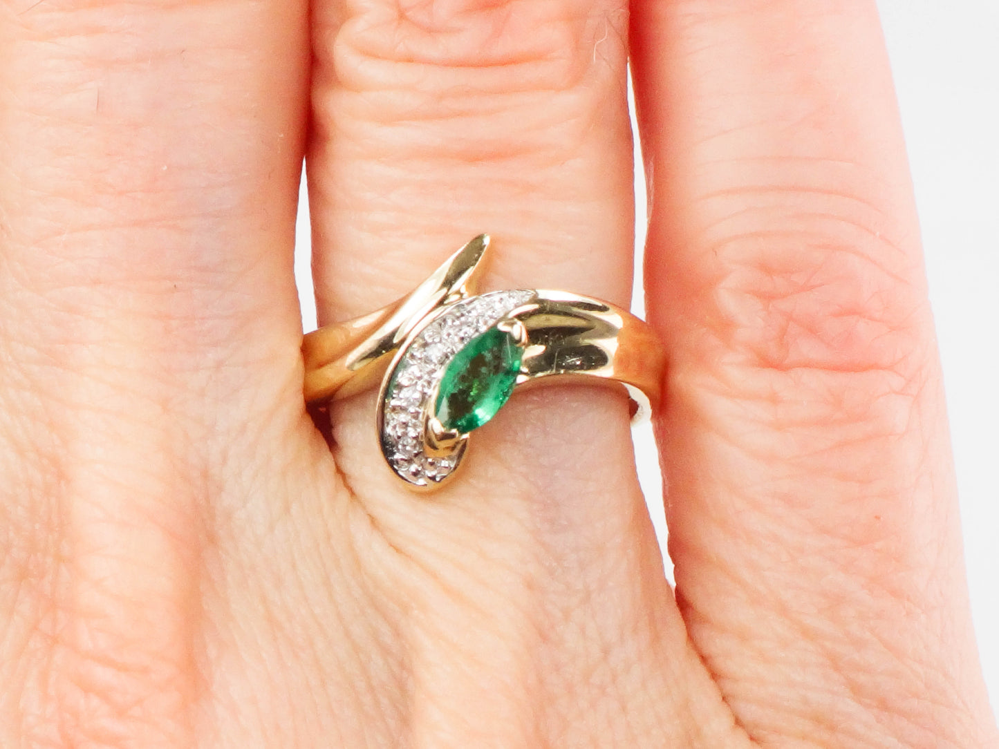 Vintage 10k Two Tone Gold Natural Emerald and Diamond Snake Ring, May Birthstone Ring, Size 4.25