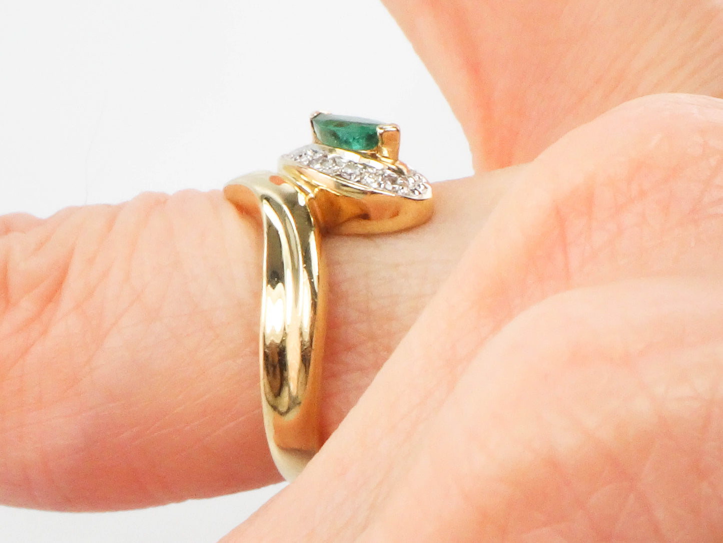 Vintage 10k Two Tone Gold Natural Emerald and Diamond Snake Ring, May Birthstone Ring, Size 4.25