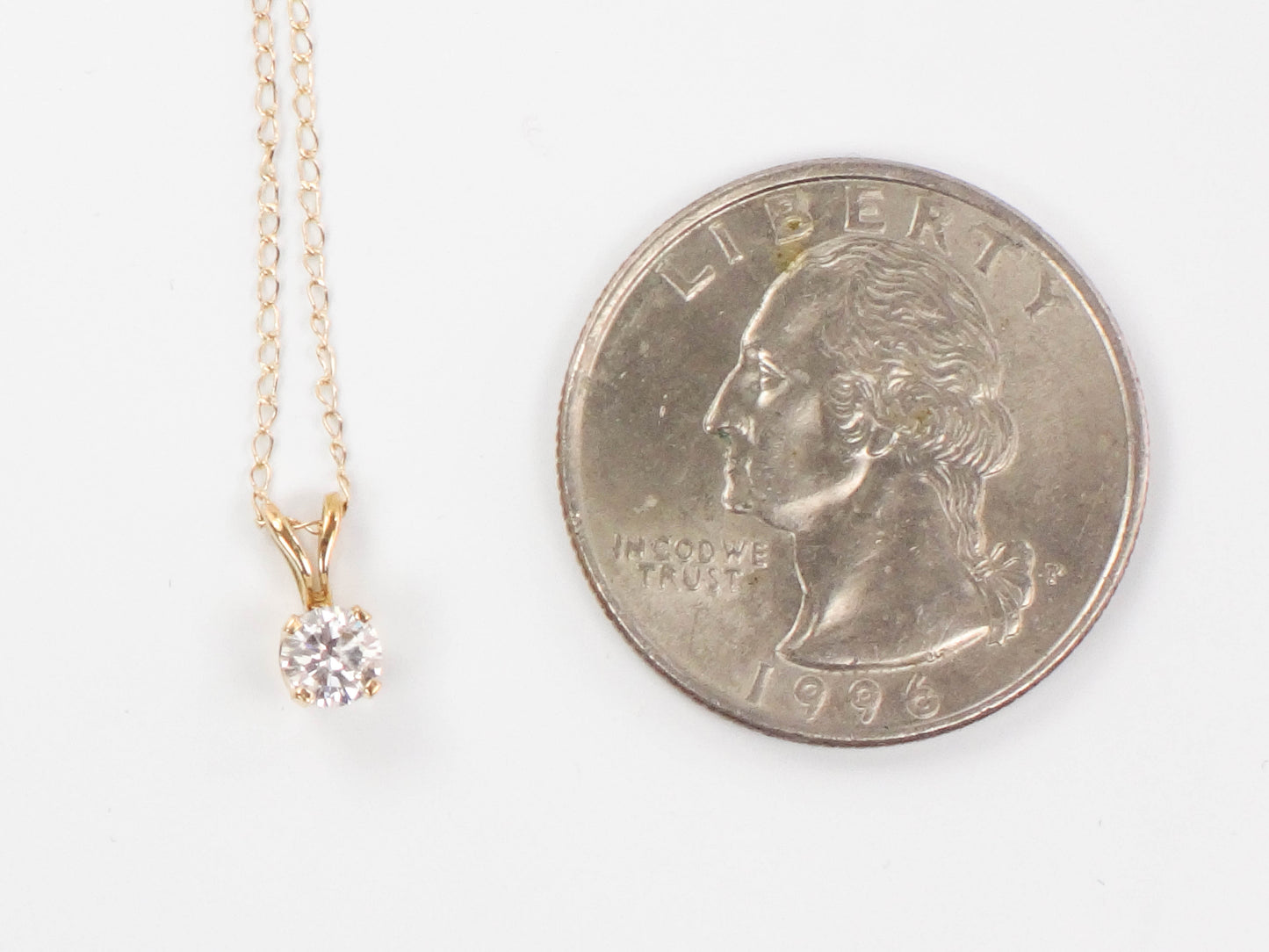 Vintage 14k Yellow Gold Round Natural Diamond Pendant Necklace, ~ .25 CTS, 17.5"