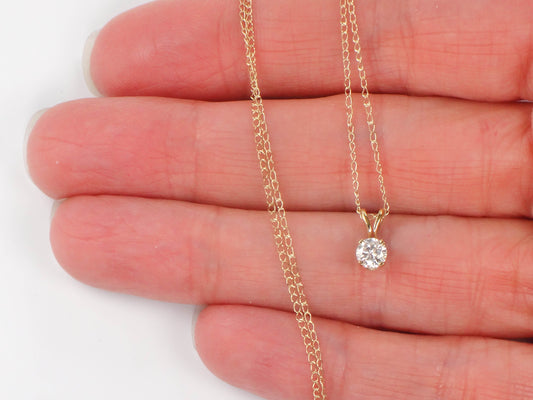 Vintage 14k Yellow Gold Round Natural Diamond Pendant Necklace