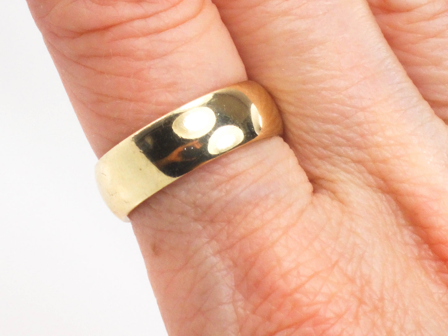 Vintage 14k Yellow Gold Plain Polished Wedding Band - 6.7 MM Wedding Ring - Size 7.5