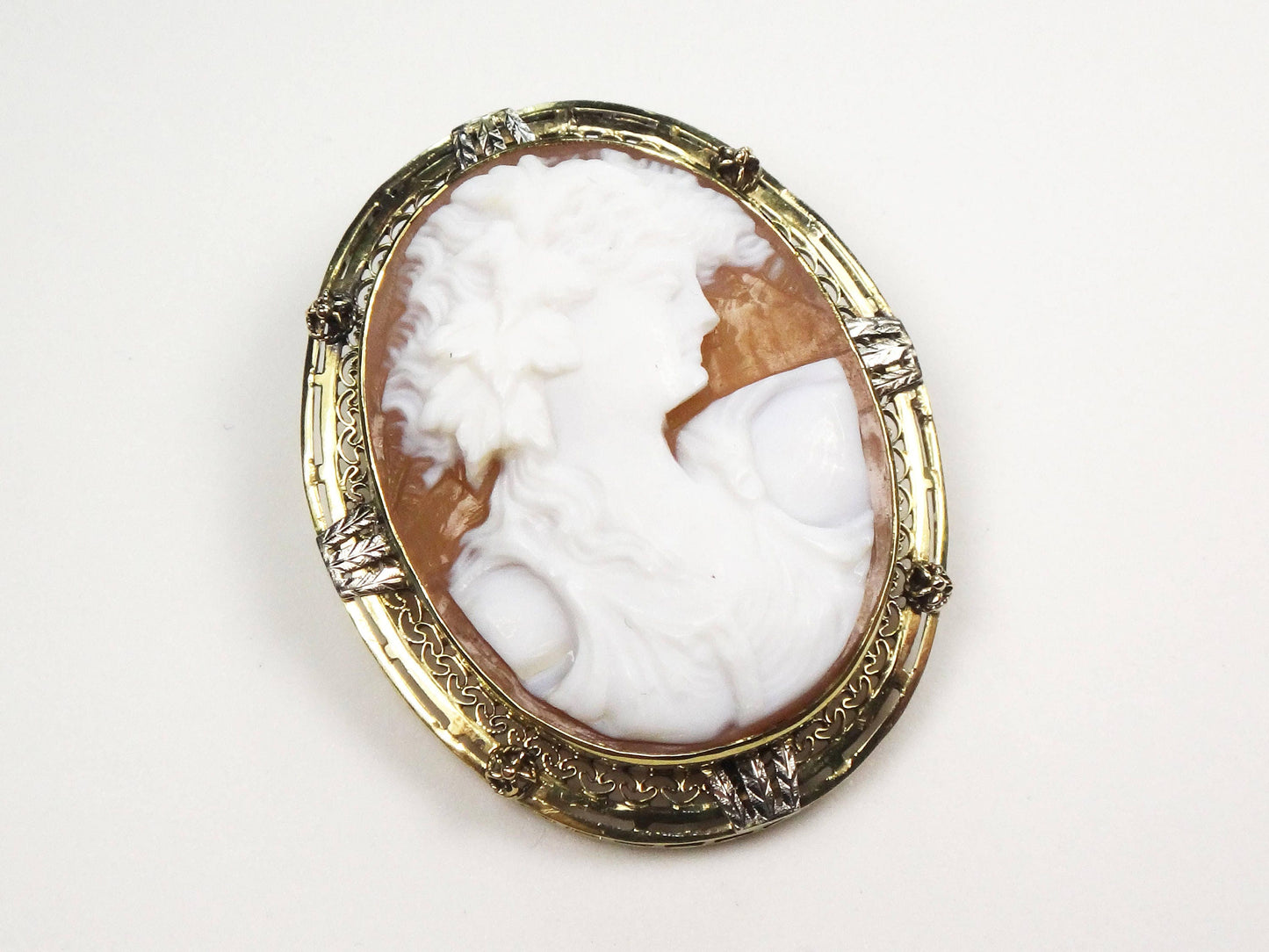 Vintage Art Deco 10k Gold Cameo Pendant Pin: Goddess with Grape Leaves