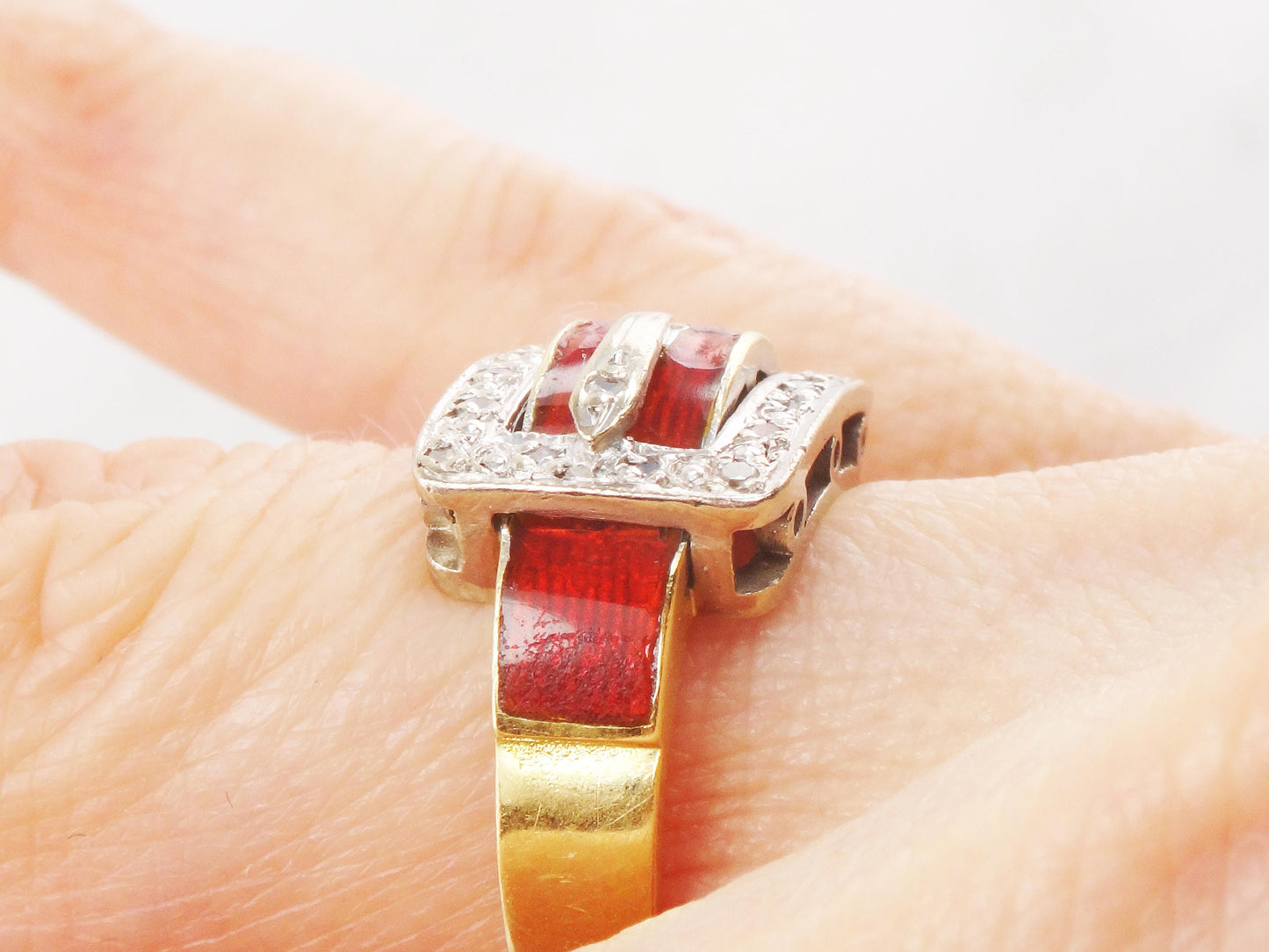 Vintage 18k Gold Diamond Buckle Ring: Red Enamel Wedding Band, Size 5.5