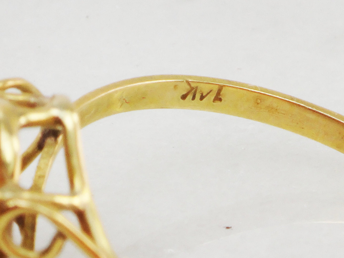 Vintage Handmade 14k Gold Amber Ring - Size 8.5