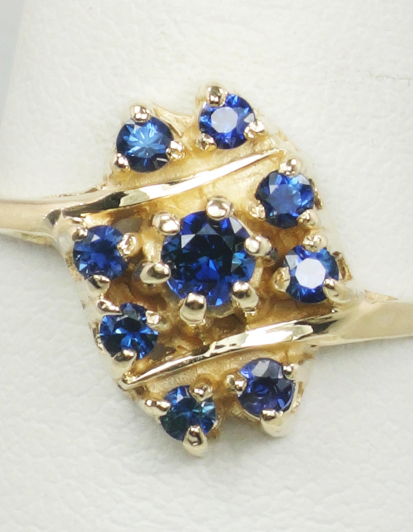 Vintage 14k Yellow Gold London Blue Topaz Cluster Ring - Size 8.5