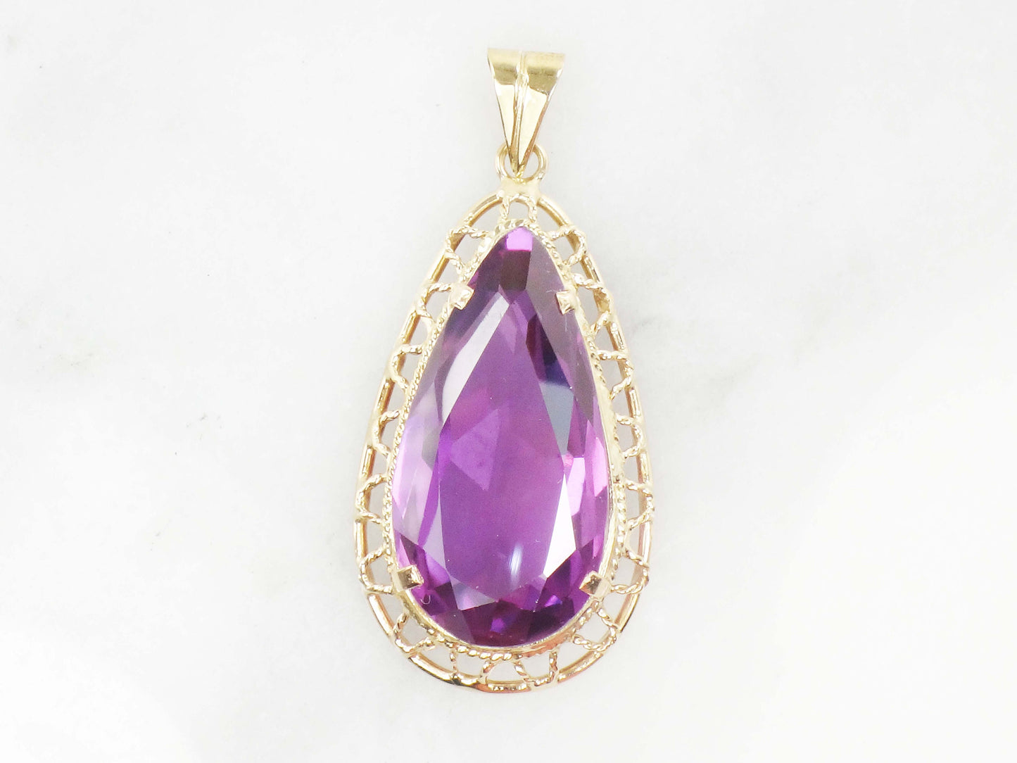 Vintage Large 14k Yellow Gold Pear Shaped Purple Sapphire Pendant - 20 Carats Sapphire