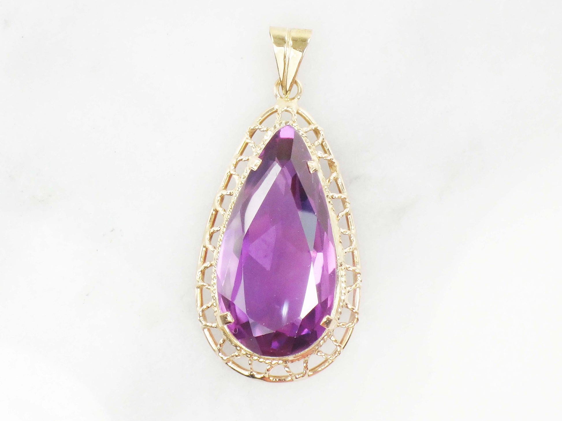 Vintage Large 14k Yellow Gold Pear Shaped Purple Sapphire Pendant - 20 Carats Sapphire