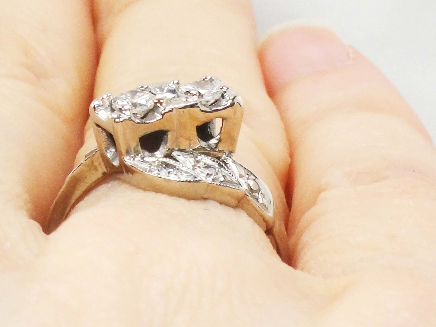 Vintage 14k White Gold Diamond Toi et Moi Ring (.36 Carat TDW)