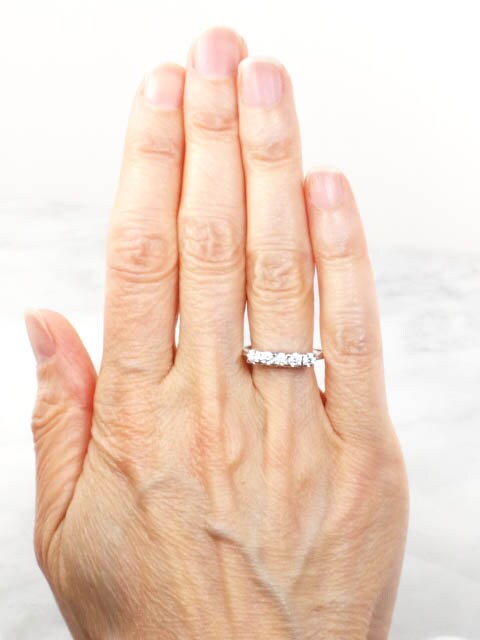 Vintage 14k White Gold Cubic Zirconia Wedding Band - Size 8