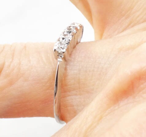 Vintage 14k White Gold Cubic Zirconia Wedding Band - Size 8