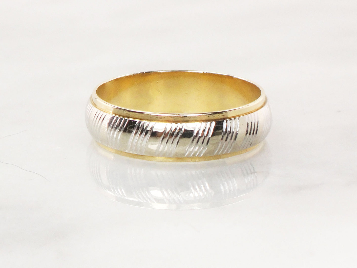 Vintage 14k Two Tone Gold Wedding Band - Line Design, Size 10, 5.75 MM