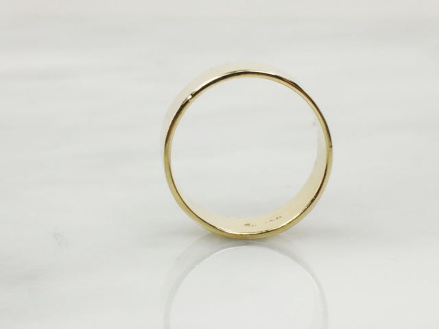 Vintage 14k Yellow Gold Wedding Band - 7.4mm Wide Plain Ring, Size 9.25