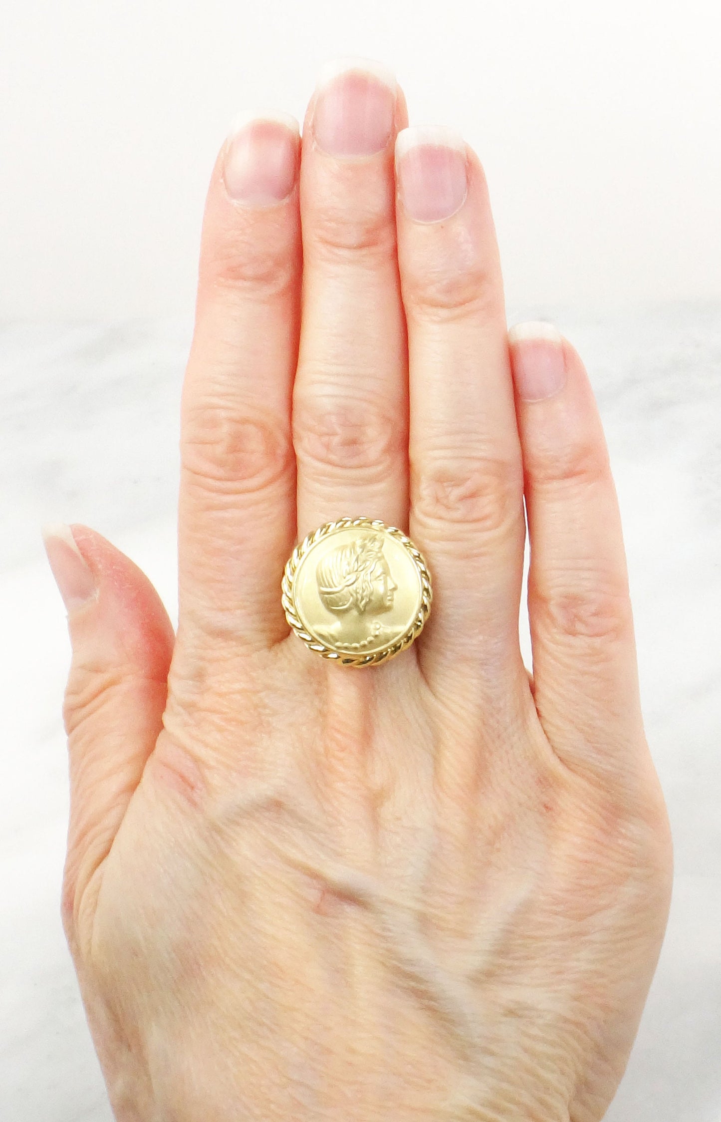 Vintage 14k Yellow Gold Cameo Ring - Italian Design, Size 10