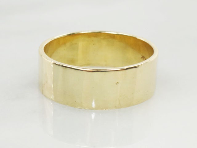 Vintage 14k Yellow Gold Wedding Band - 7.4mm Wide Plain Ring, Size 9.25