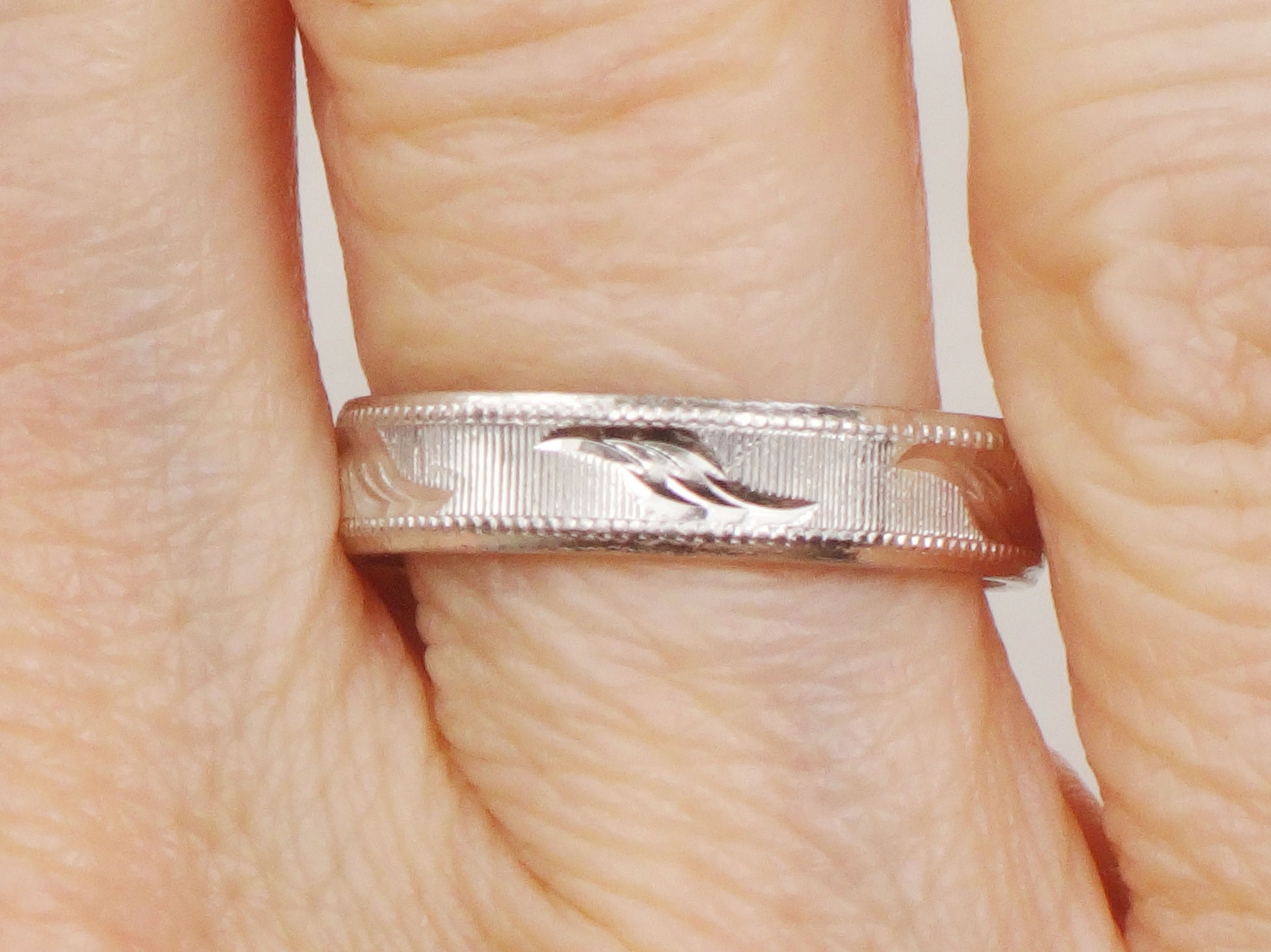 Vintage Platinum Wedding Band: Mid-Century Engraved Stacking Ring, Size 5.5
