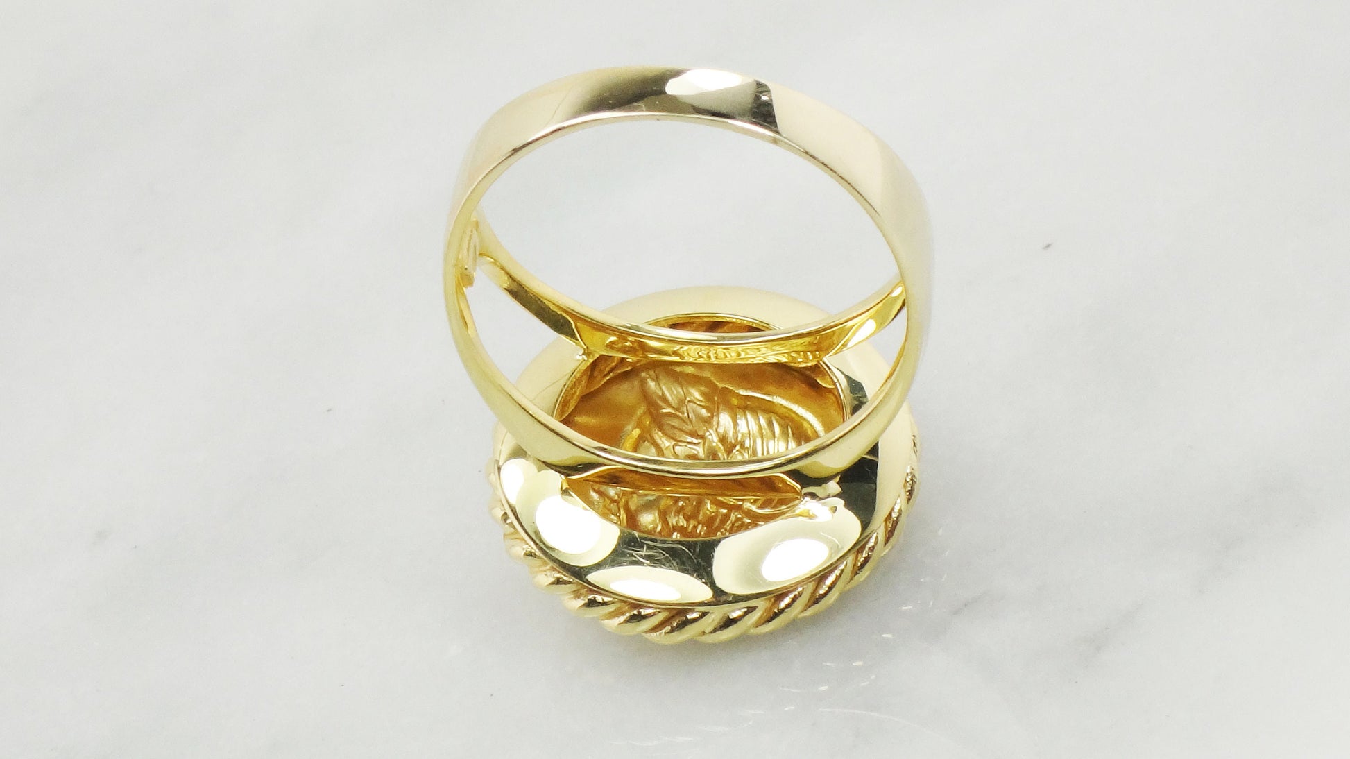 Vintage 14k Yellow Gold Cameo Ring - Italian Design, Size 10