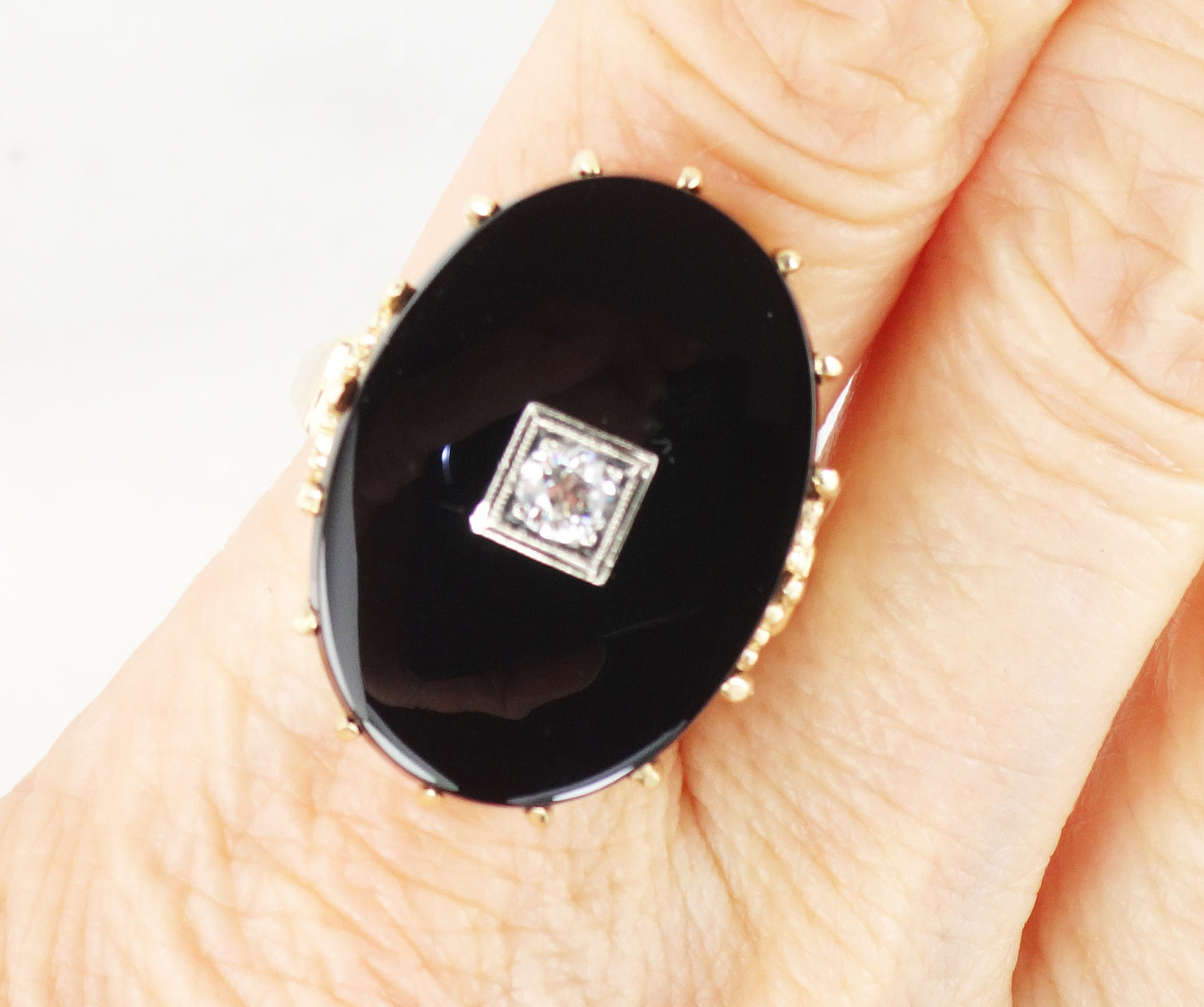 Vintage Art Deco 14k Gold Onyx Diamond Ring: .20 CT European Cut, Size 8.75