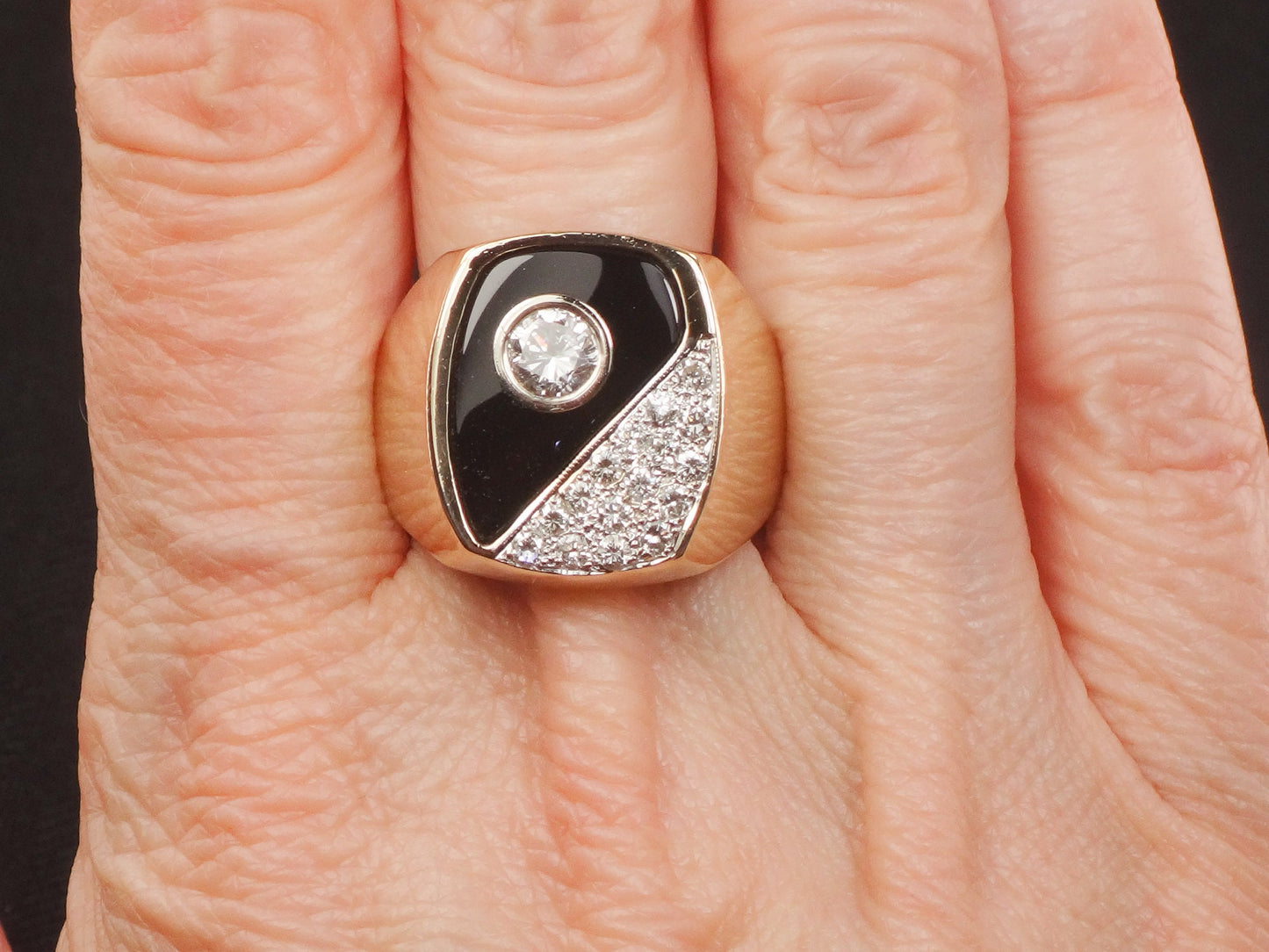 Vintage Men's 14k Yellow Gold Onyx Diamond Ring - Size 9.5