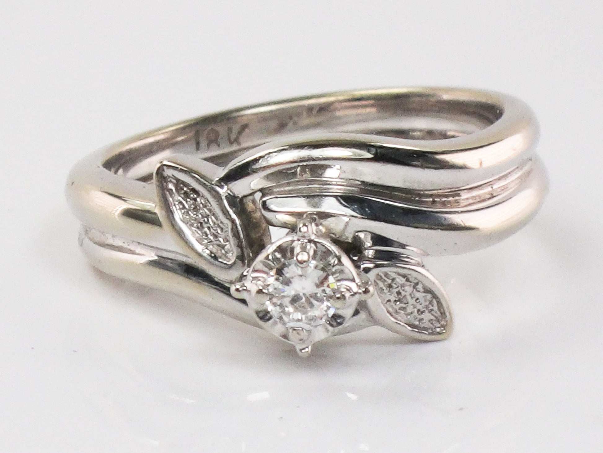 Vintage 18k White Gold Natural Diamond Solitaire Wedding Ring Round Diamond Engagement Ring Size 6