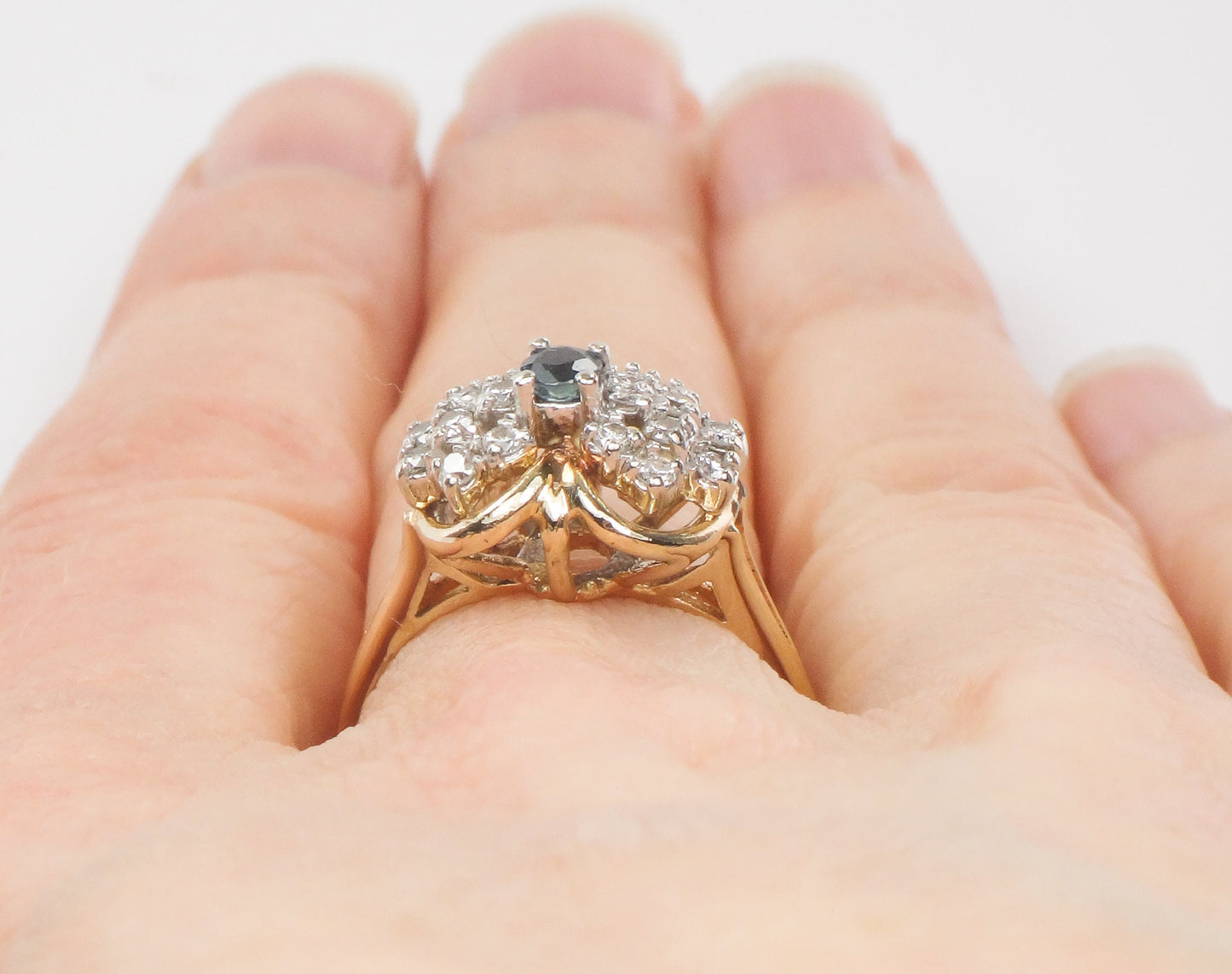 Vintage 14k Yellow Gold Blue Sapphire Diamond Cluster Ring - Size 6.5