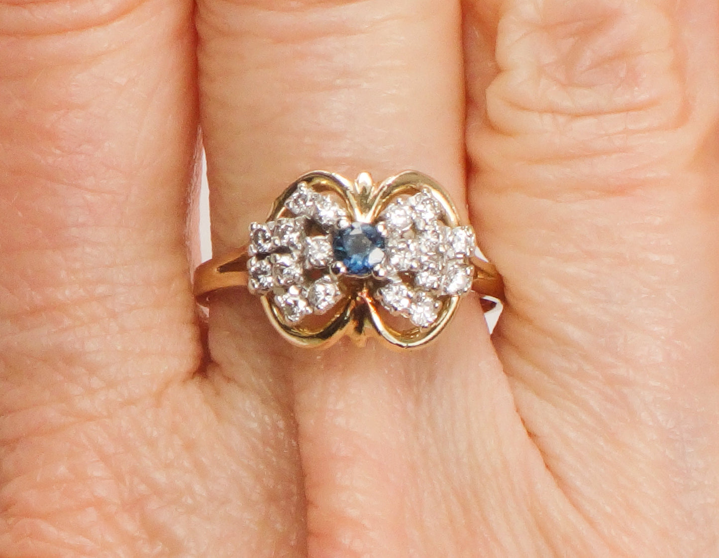 Vintage 14k Yellow Gold Blue Sapphire Diamond Cluster Ring - Size 6.5
