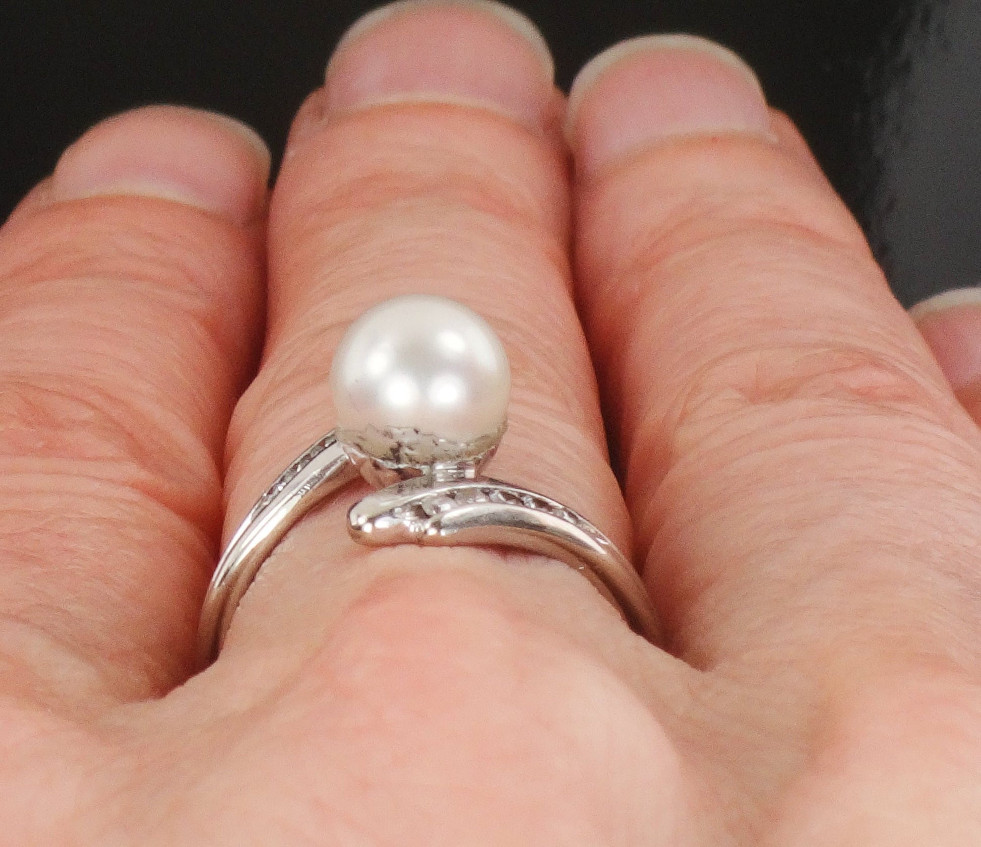 Vintage F & F Felger 14k White Gold Pearl Diamond Ring - Size 5.25
