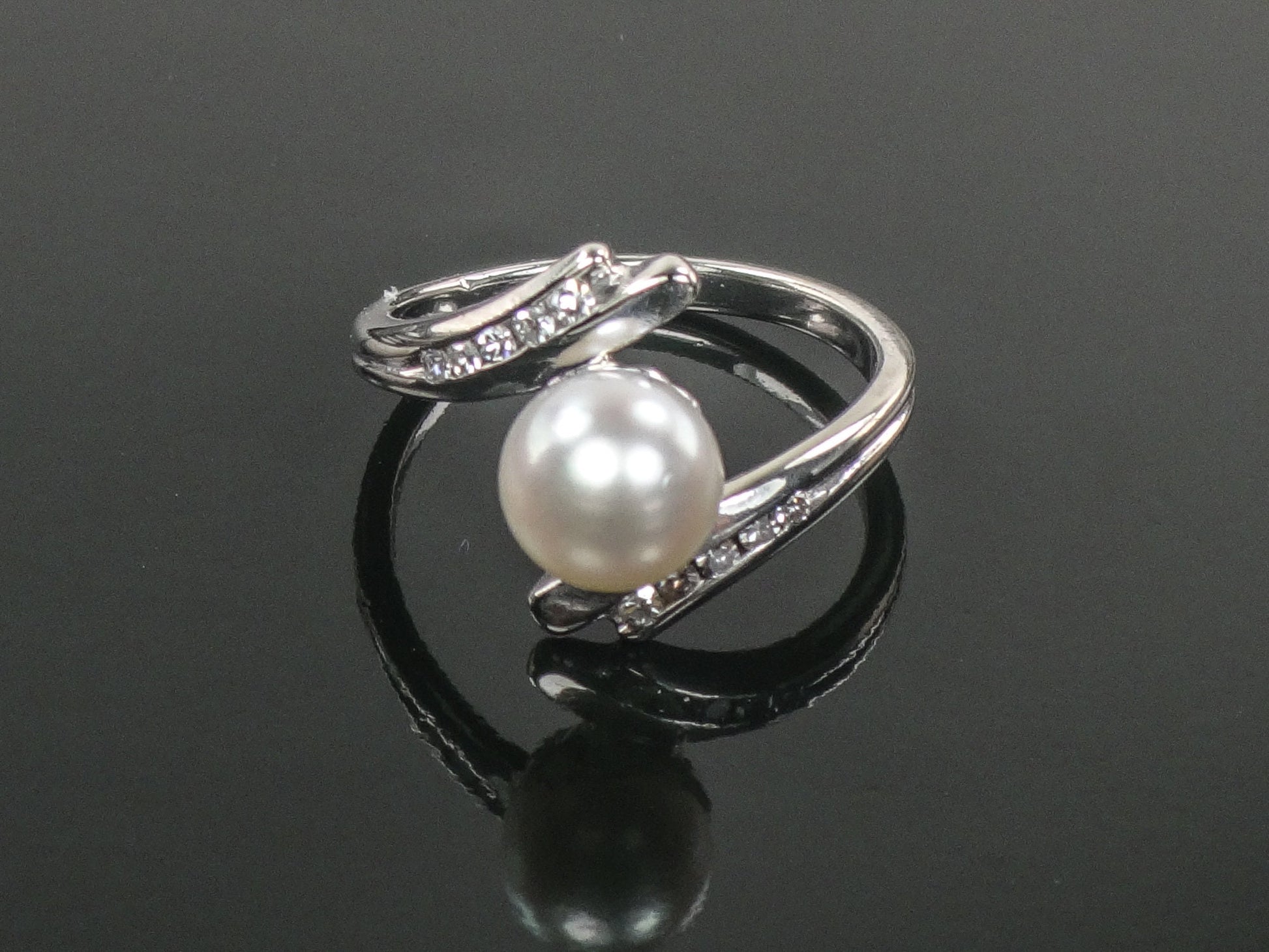 Vintage F & F Felger 14k White Gold Pearl Diamond Ring - Size 5.25
