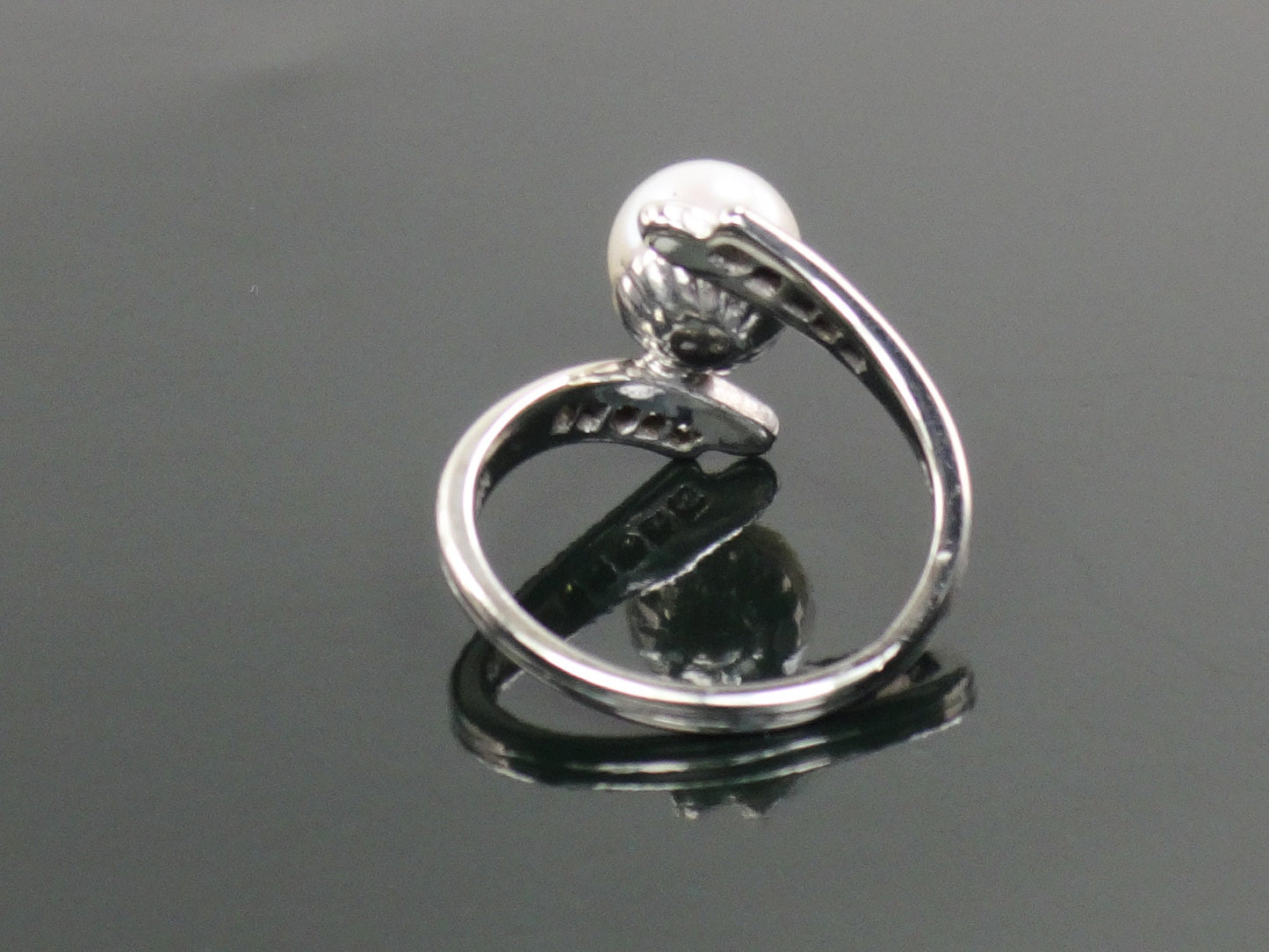 Vintage F & F Felger 14k White Gold Pearl Diamond Ring - Size 5.25