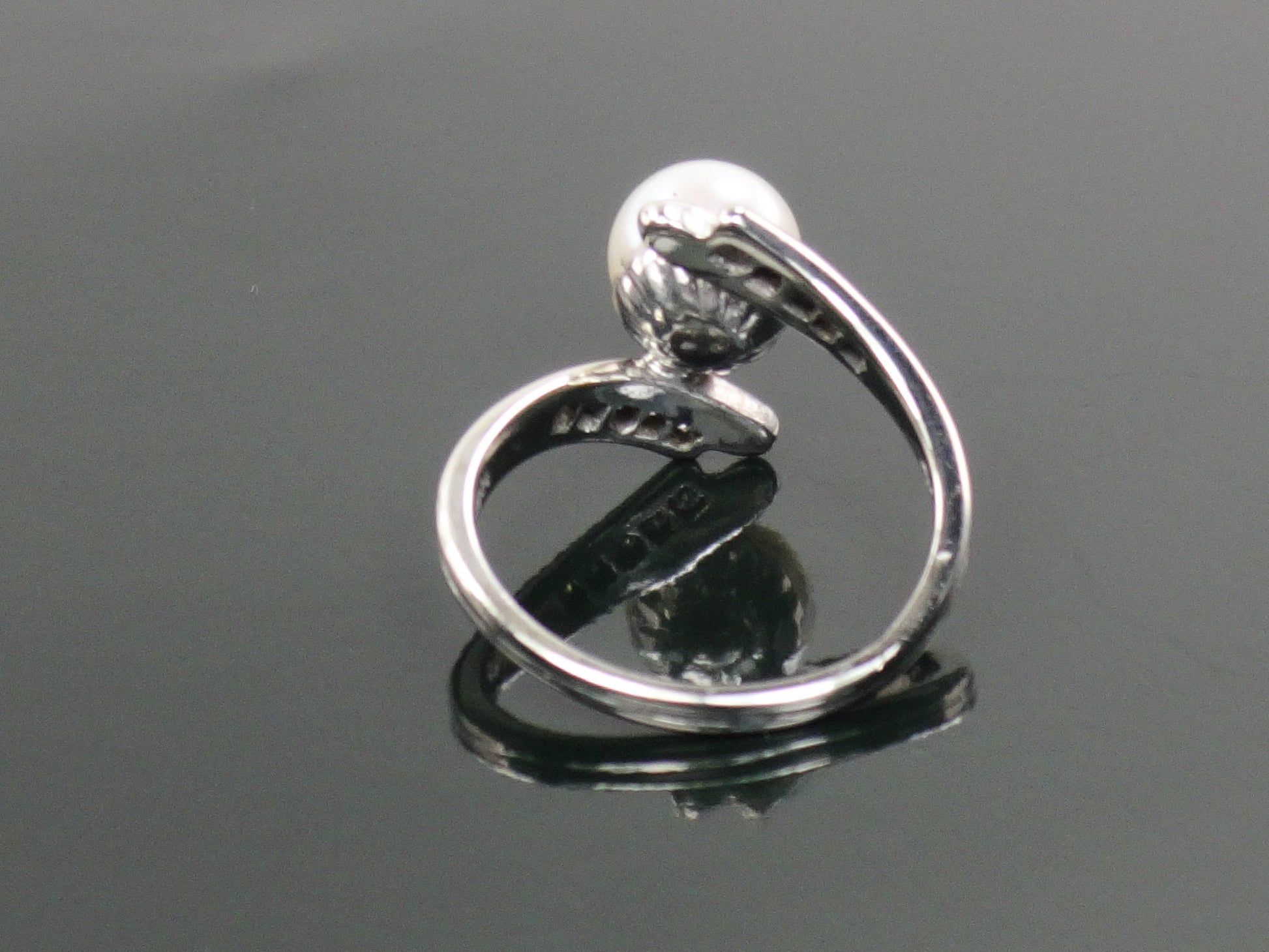Vintage F & F Felger 14k White Gold Pearl Diamond Ring - Size 5.25