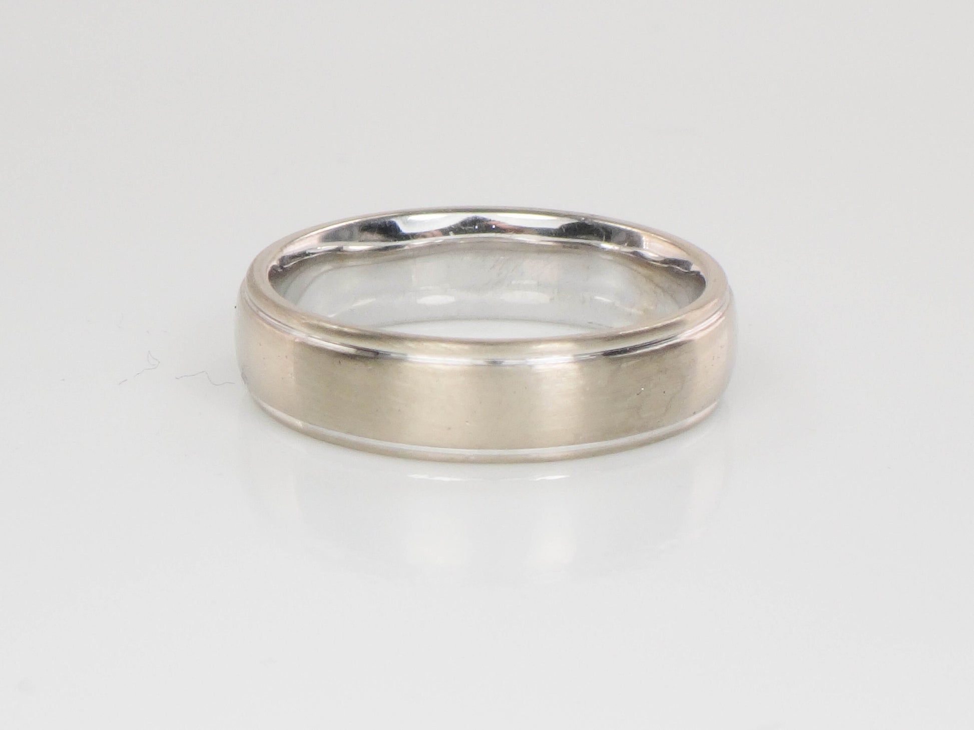 Vintage 14k White Gold Wedding Band 5 MM Wedding Ring Size 7