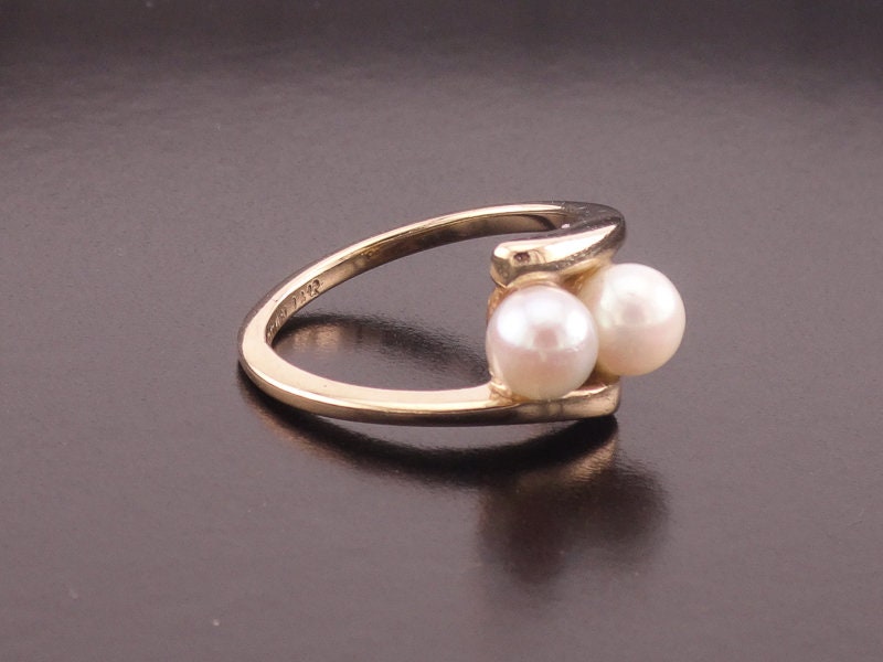 Vintage 14k Yellow Gold Toi et Moi Pearl Ring - Size 6