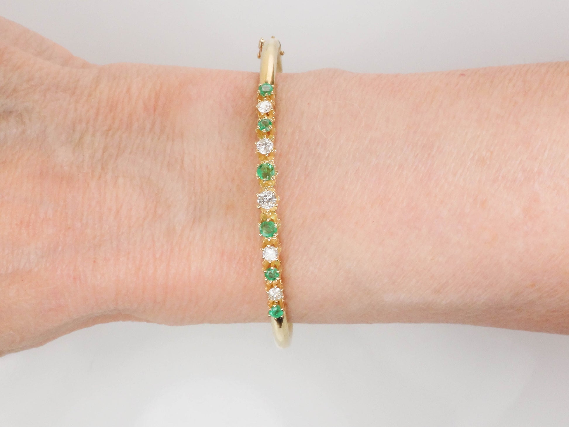 Vintage 14k Yellow Gold Emerald Diamond Bangle Bracelet - 6.75"
