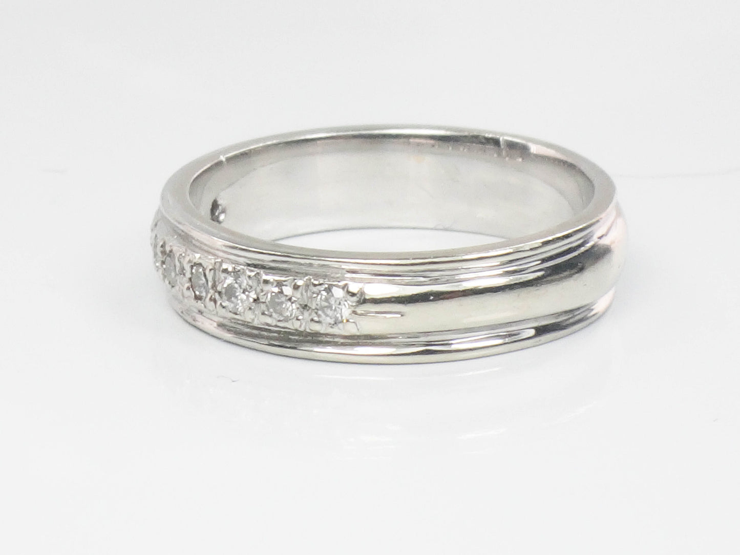 Vintage 14k White Gold Natural Diamond Wedding Band Stacking Ring Size 7