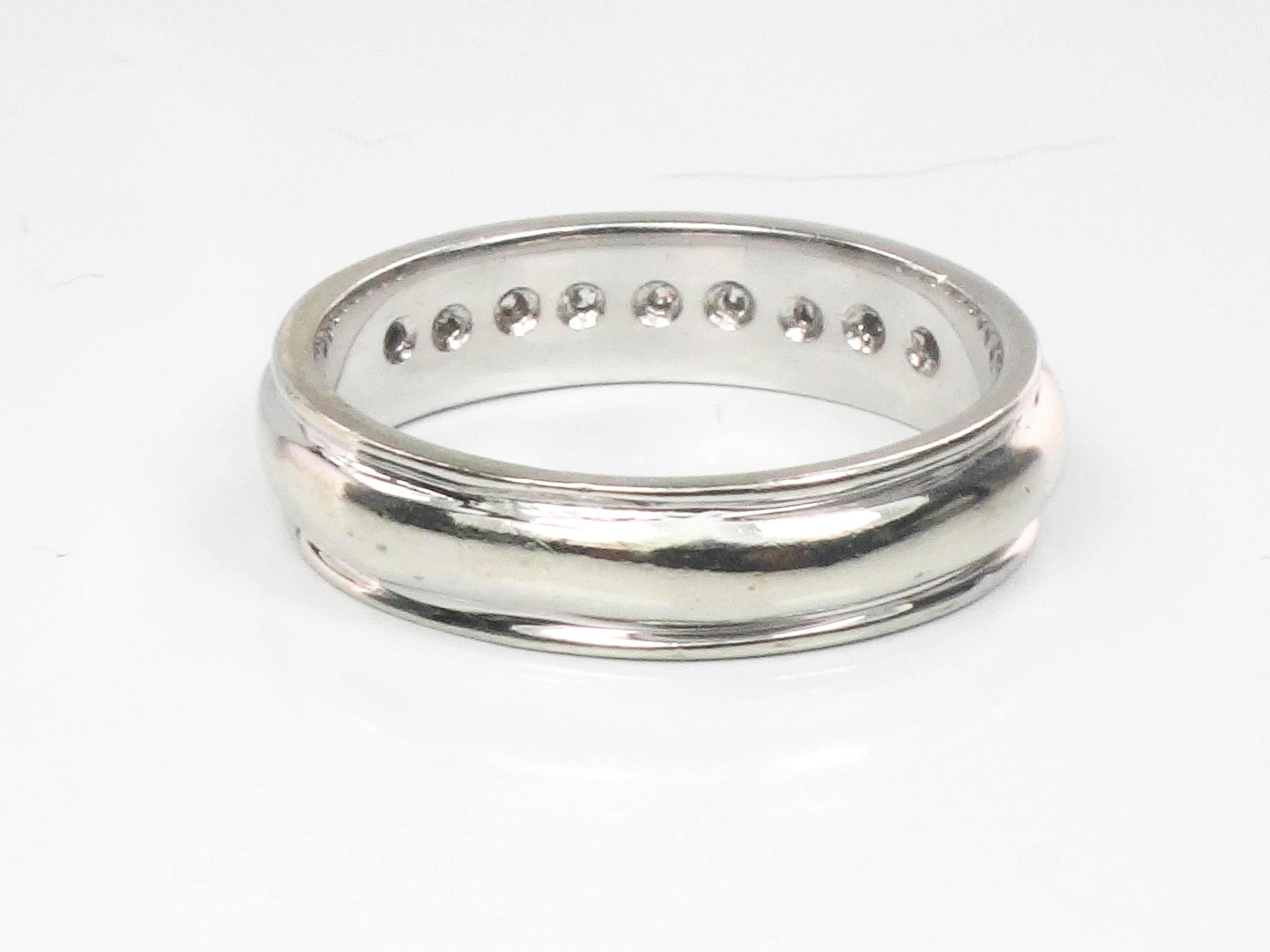 Vintage 14k White Gold Natural Diamond Wedding Band Stacking Ring Size 7