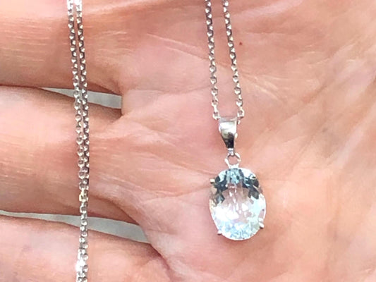 Vintage 14k White Gold Pale Blue Aquamarine Drop Necklace Oval Pendant March Birthstone