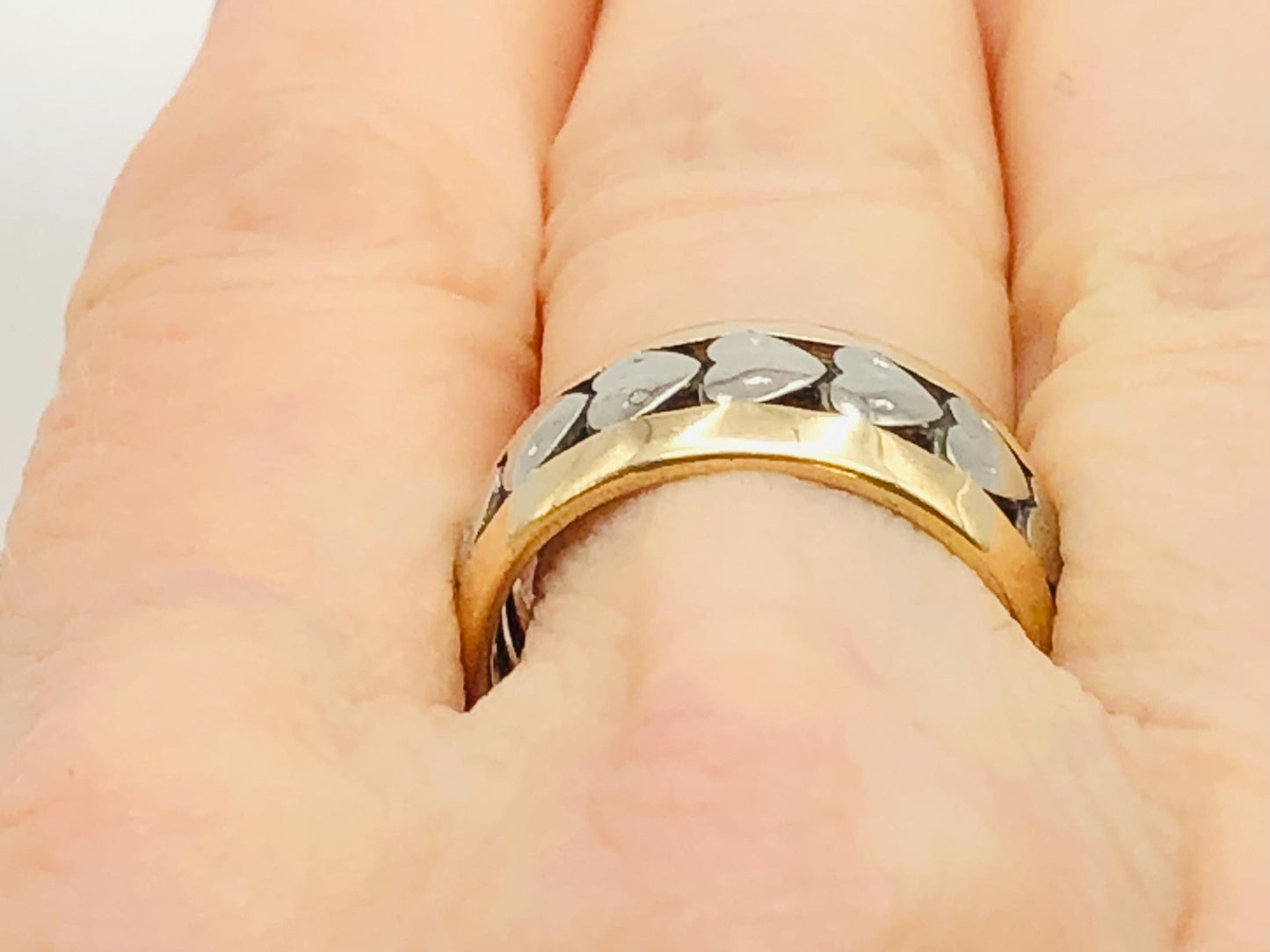 Vintage 14k Two-Tone Gold Hearts Wedding Band - 7.7 MM, Size 6.25