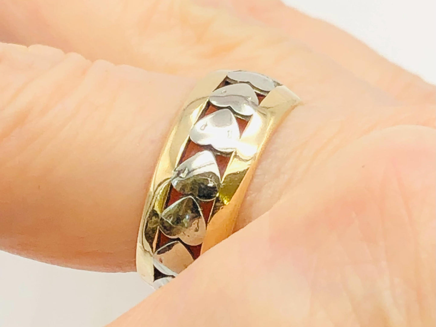 Vintage 14k Two-Tone Gold Hearts Wedding Band - 7.7 MM, Size 6.25