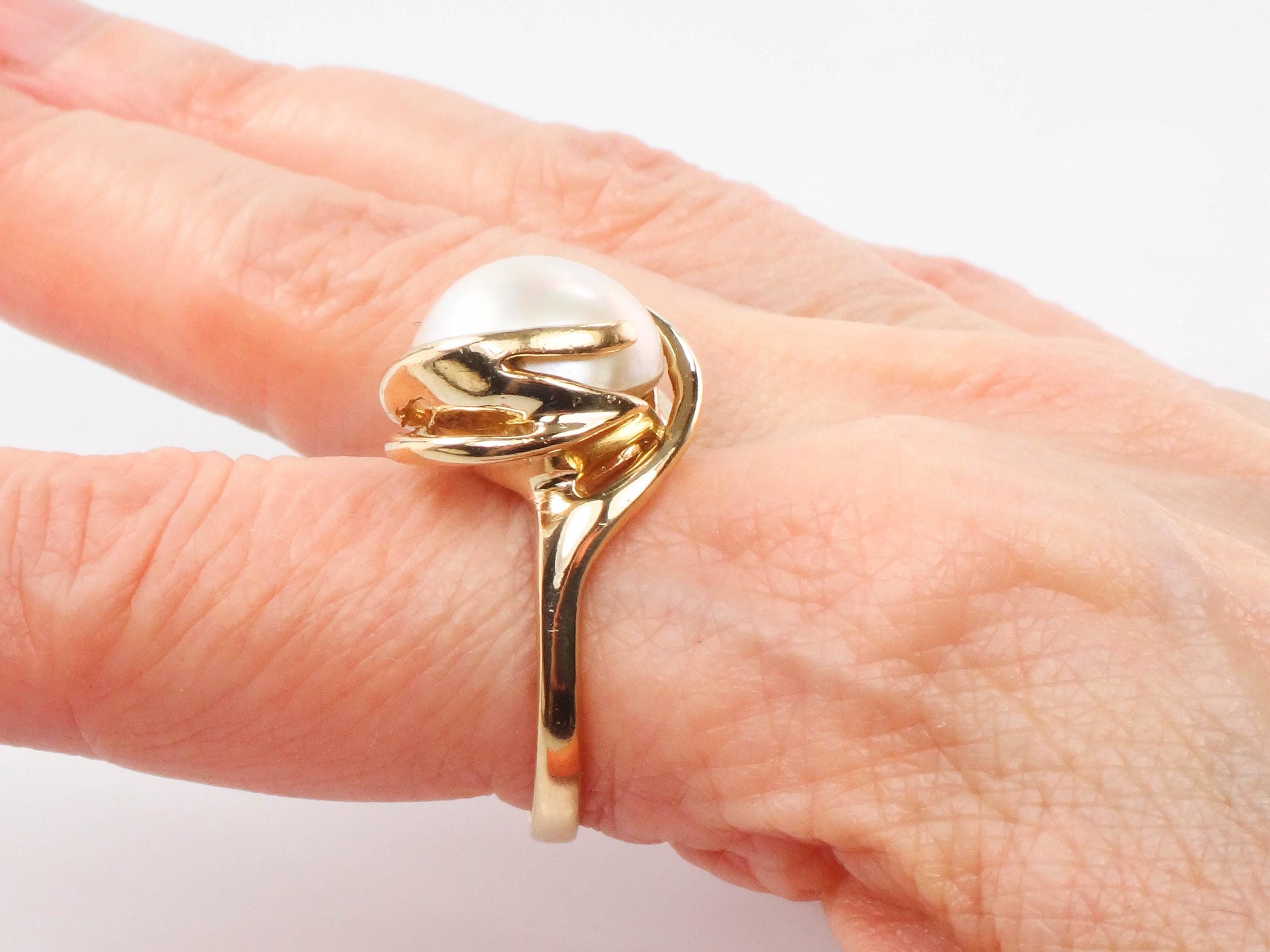 Vintage Clyde Duneier 14k Yellow Gold Mabe Pearl Ring - Size 9.5