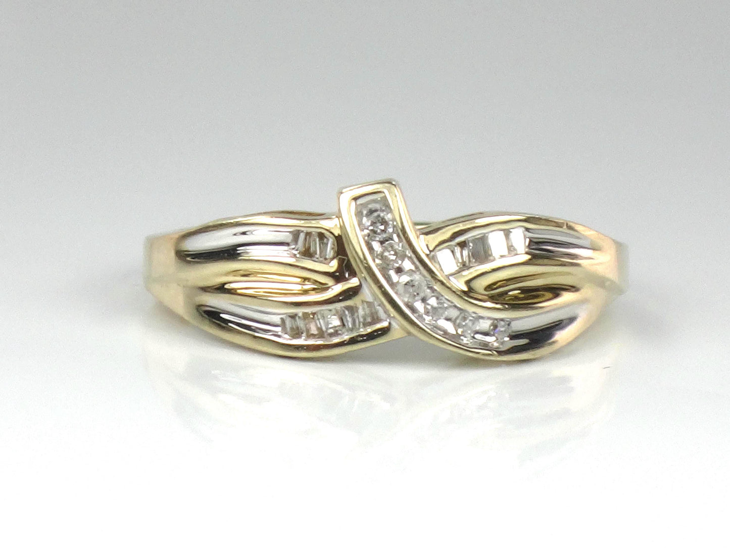 Vintage 10k Gold Diamond Ring - Round and Baguette Cut Natural Diamonds - Size 6.5
