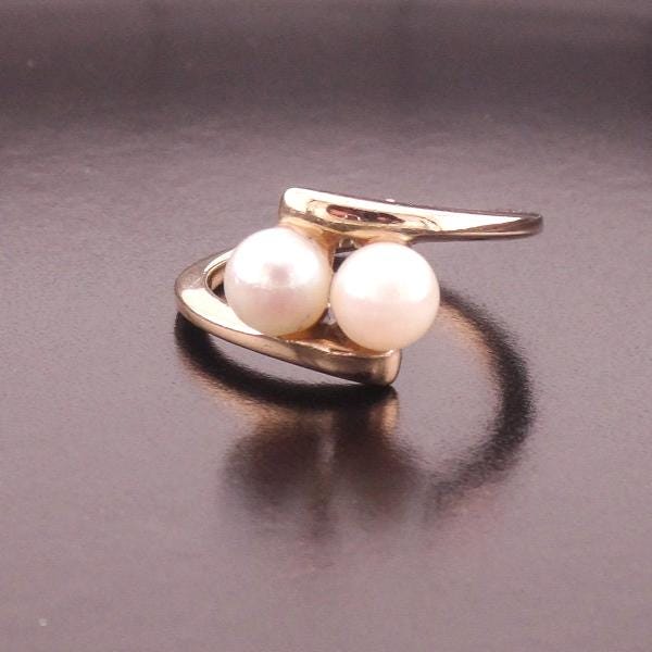 Vintage 14k Yellow Gold Toi et Moi Pearl Ring - Size 6