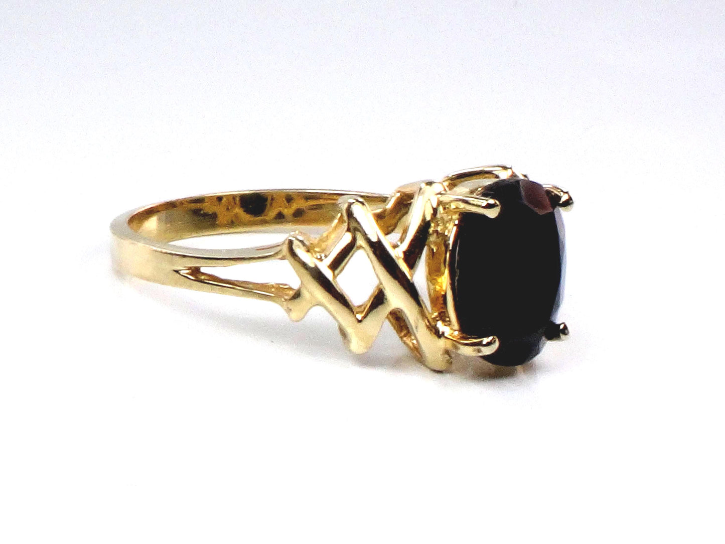Vintage 10k Yellow Gold Oval Cut Black Onyx Ring, Size 6.75-BelmarJewelers