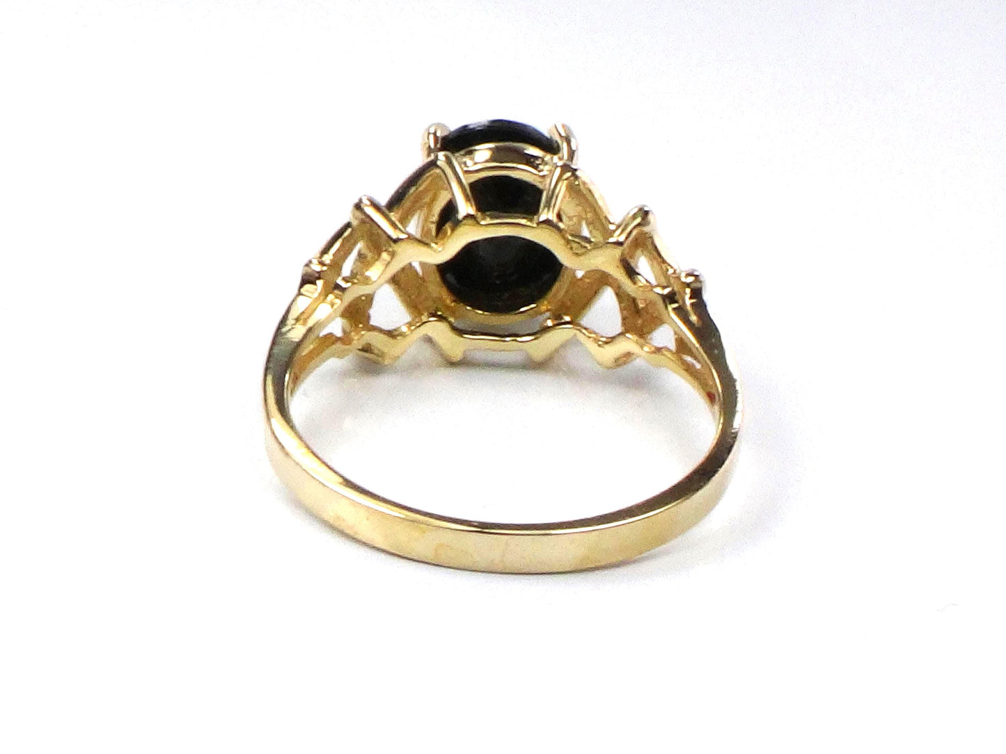 Vintage 10k Yellow Gold Oval Cut Black Onyx Ring, Size 6.75-BelmarJewelers