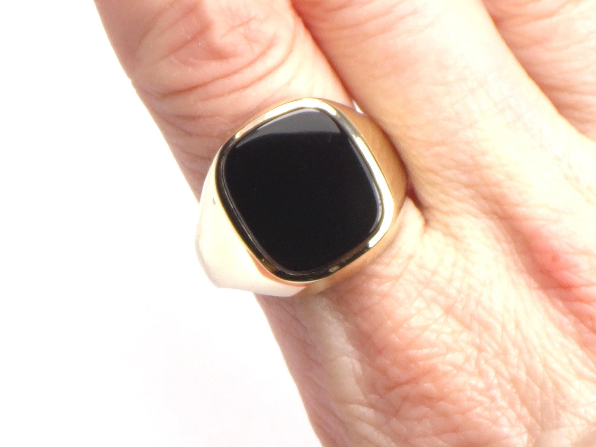 Vintage Men's 9k Yellow Gold Onyx Ring: London Hallmarks, Circa 1935, Size 11.25