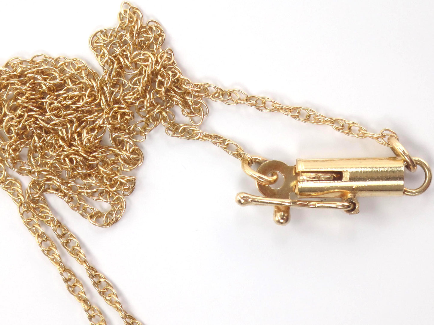 Vintage 14k Yellow Gold Three Diamond Necklace: Approximately .40 Carat TDW 16"