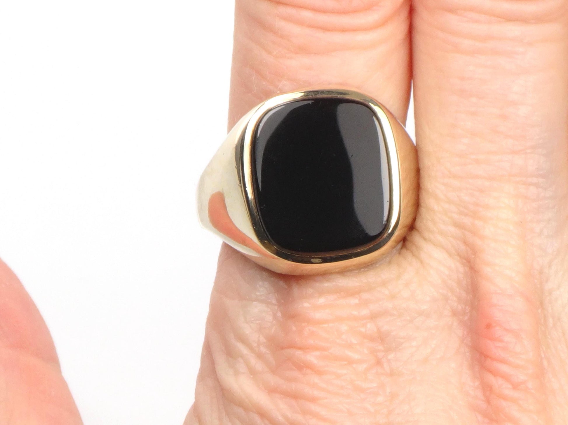 Vintage Men's 9k Yellow Gold Onyx Ring: London Hallmarks, Circa 1935, Size 11.25