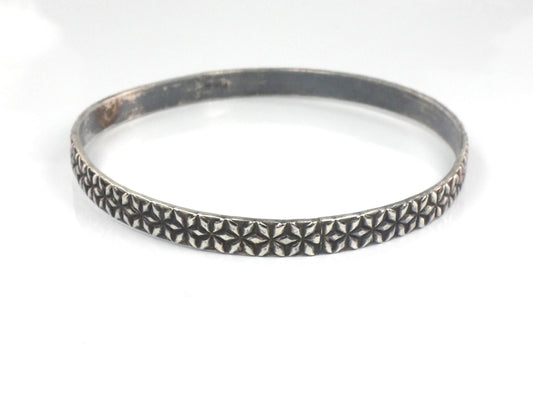 Vintage Sterling Silver Floral Bangle Bracelet: Slip On Style