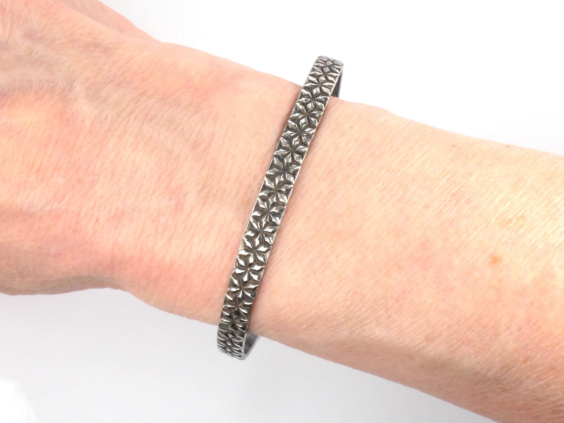 Vintage Sterling Silver Floral Bangle Bracelet: Slip On Style